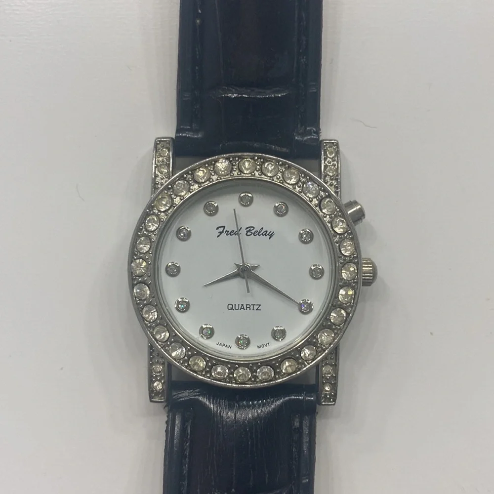 Watch - Picture 2 of 3